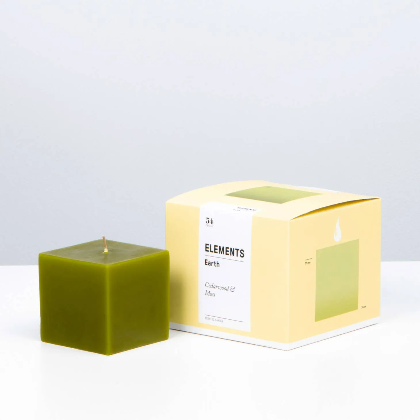 Earth Elements Candle Cedarwood   Moss Scent